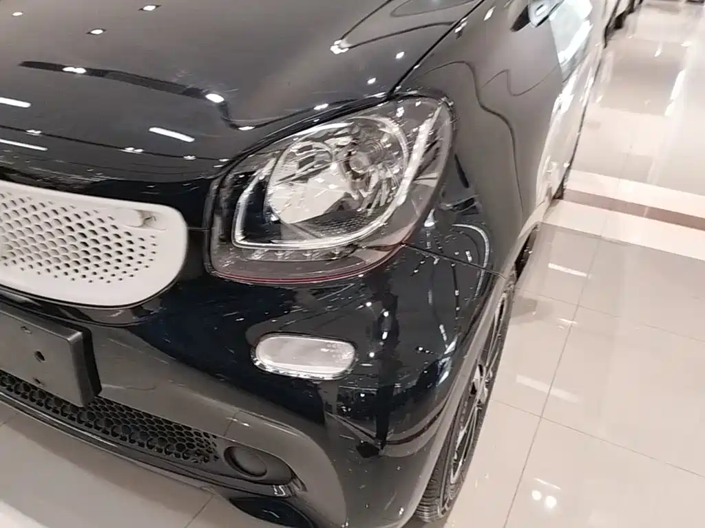 smart Smart Fortwo — миниатюра 24