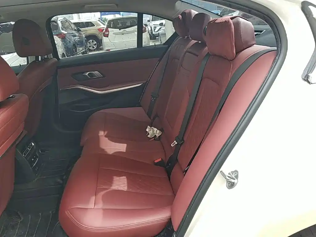 BMW i3 — миниатюра 17