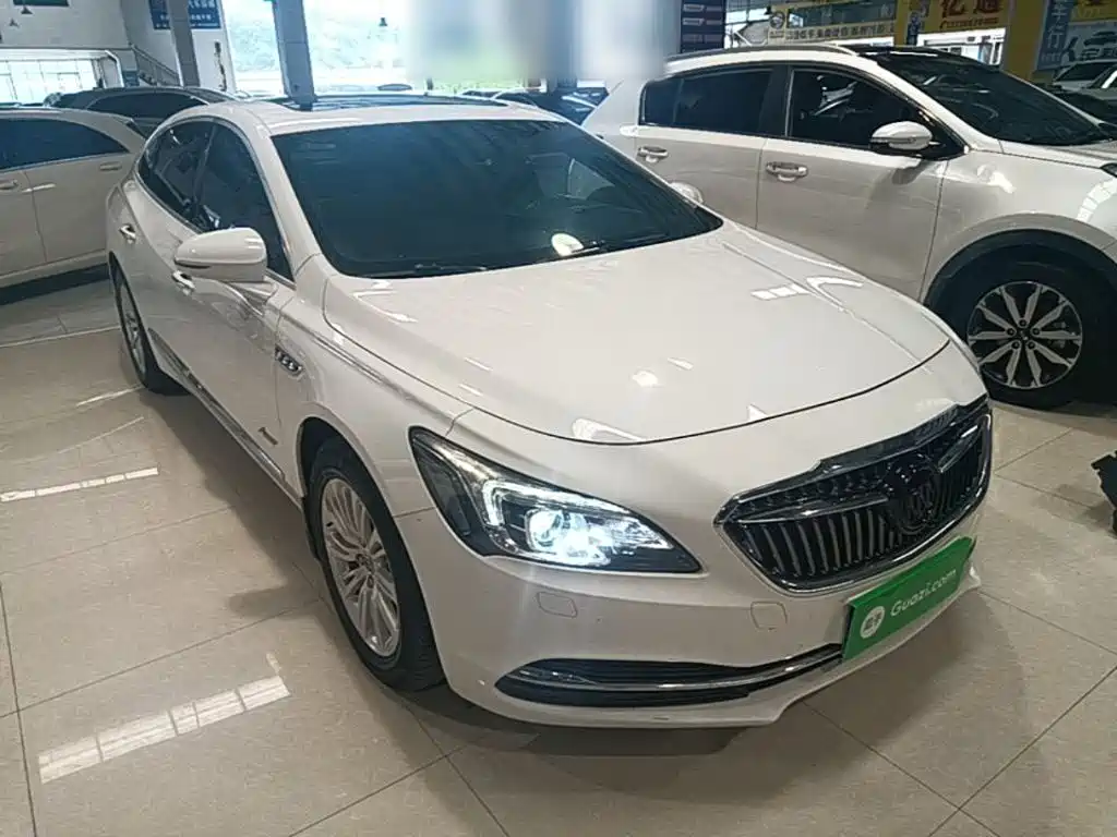 Buick LaCrosse — миниатюра 4