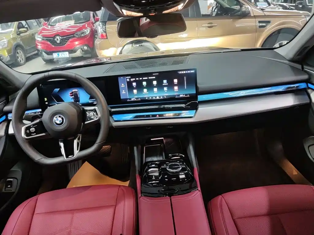 BMW i5 — миниатюра 10