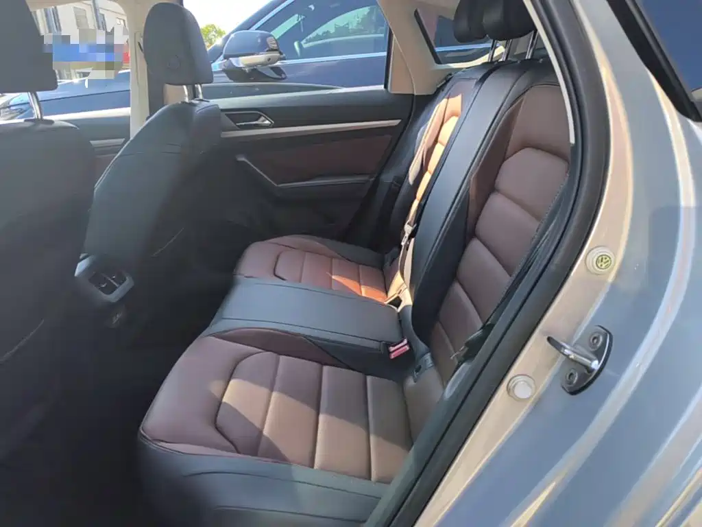 Volkswagen Lavida — миниатюра 17