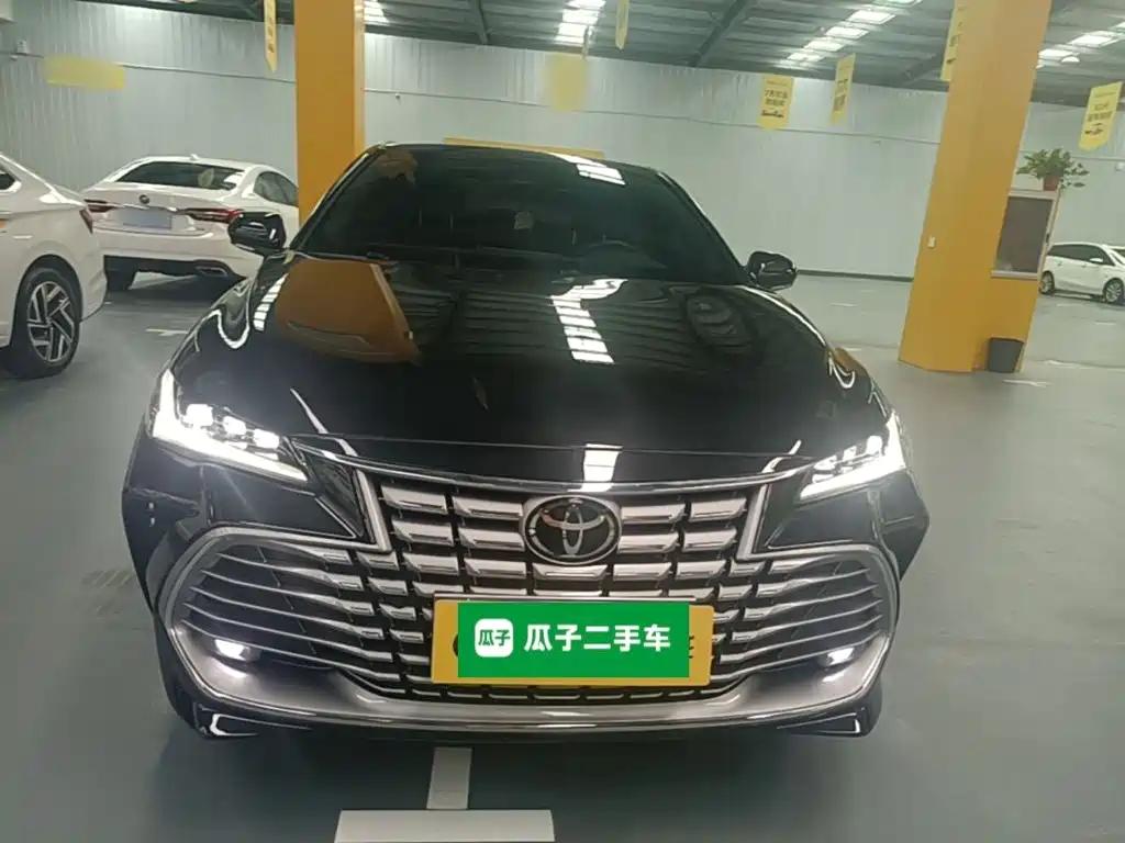 Toyota Avalon — миниатюра 3