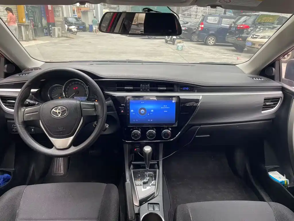 Toyota Corolla — миниатюра 8