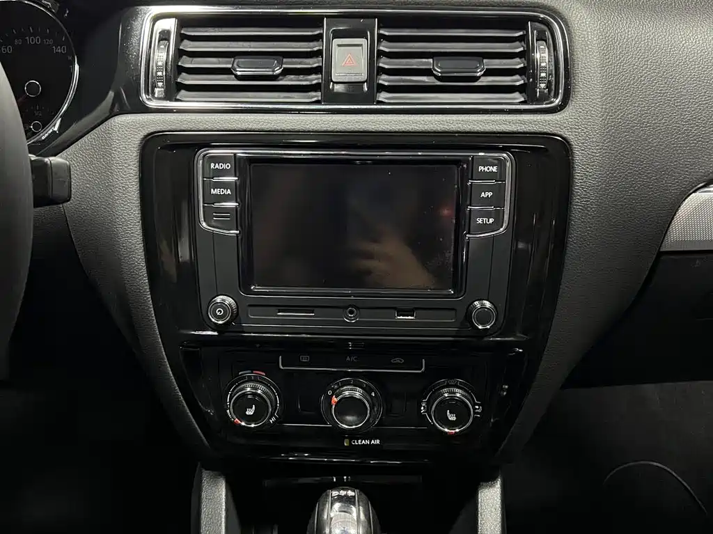 Volkswagen Sagitar — миниатюра 13