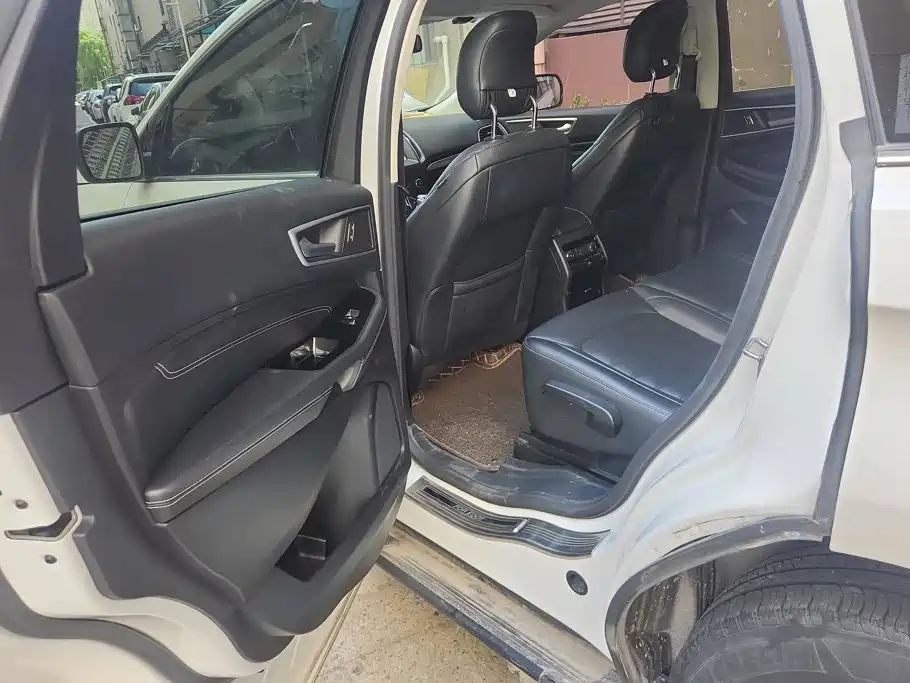 Ford Edge — миниатюра 11