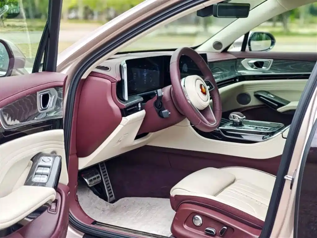 Hongqi H9 2024 3.0T Luxury