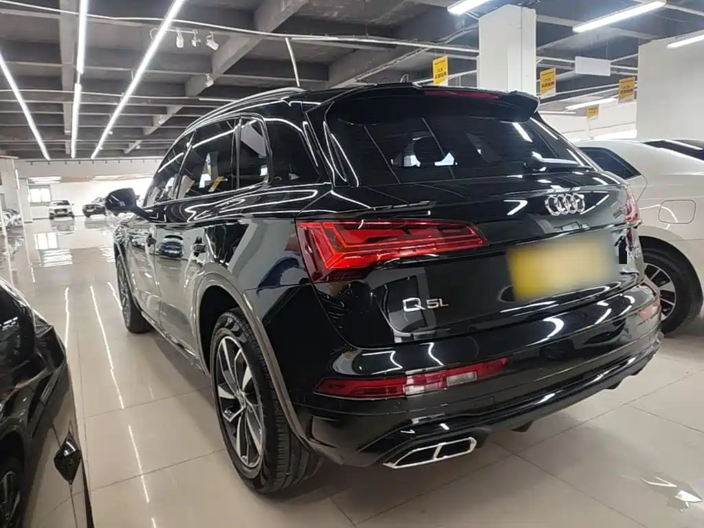 Audi Q5L — миниатюра 5