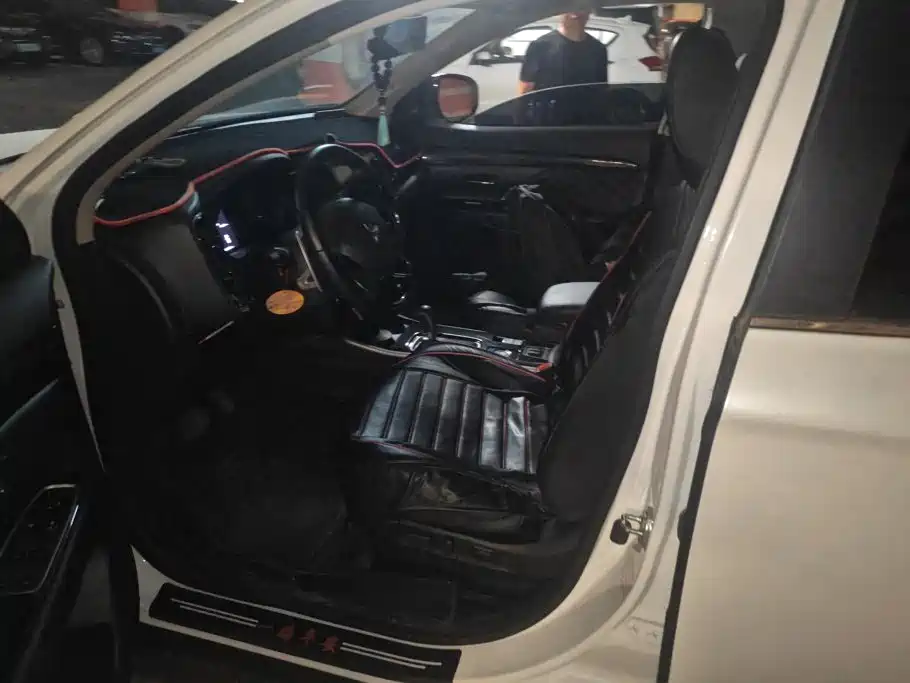 Mitsubishi Outlander — миниатюра 9