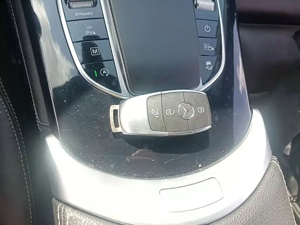 Mercedes-Benz GLC — миниатюра 9