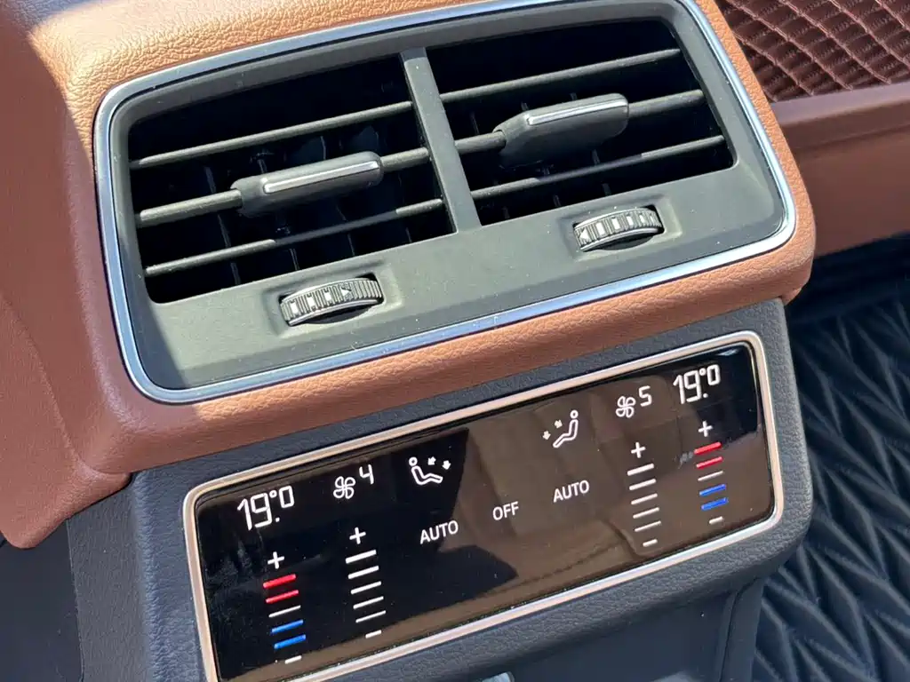 Audi A6L — миниатюра 19