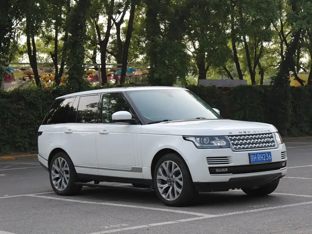 Land Rover Range Rover 2013 NA 5.0 V8 Vogue SE
