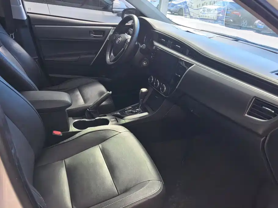 Toyota Corolla — миниатюра 8