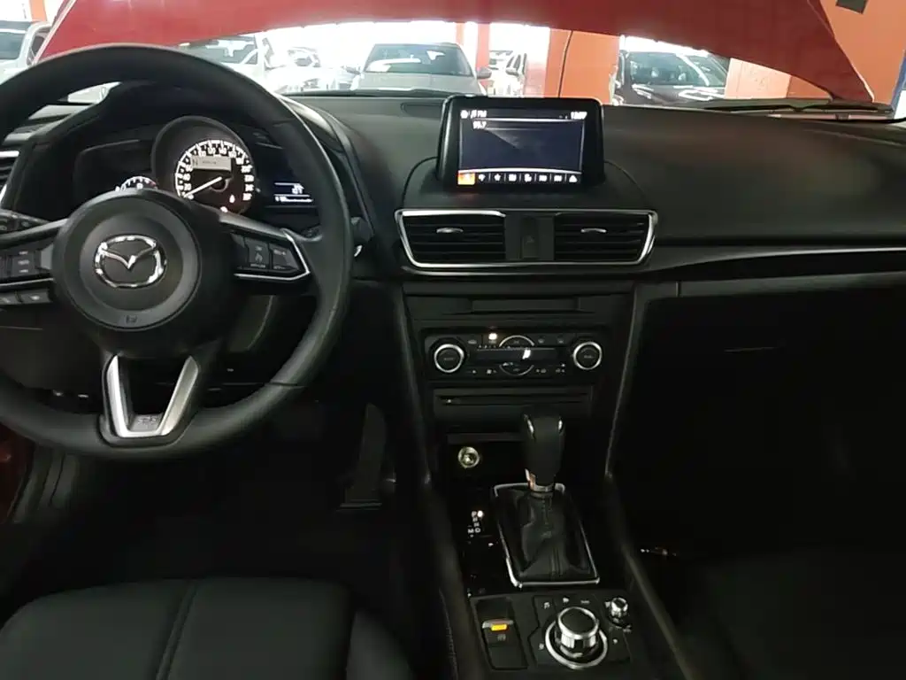 Mazda 3 Axela — миниатюра 13