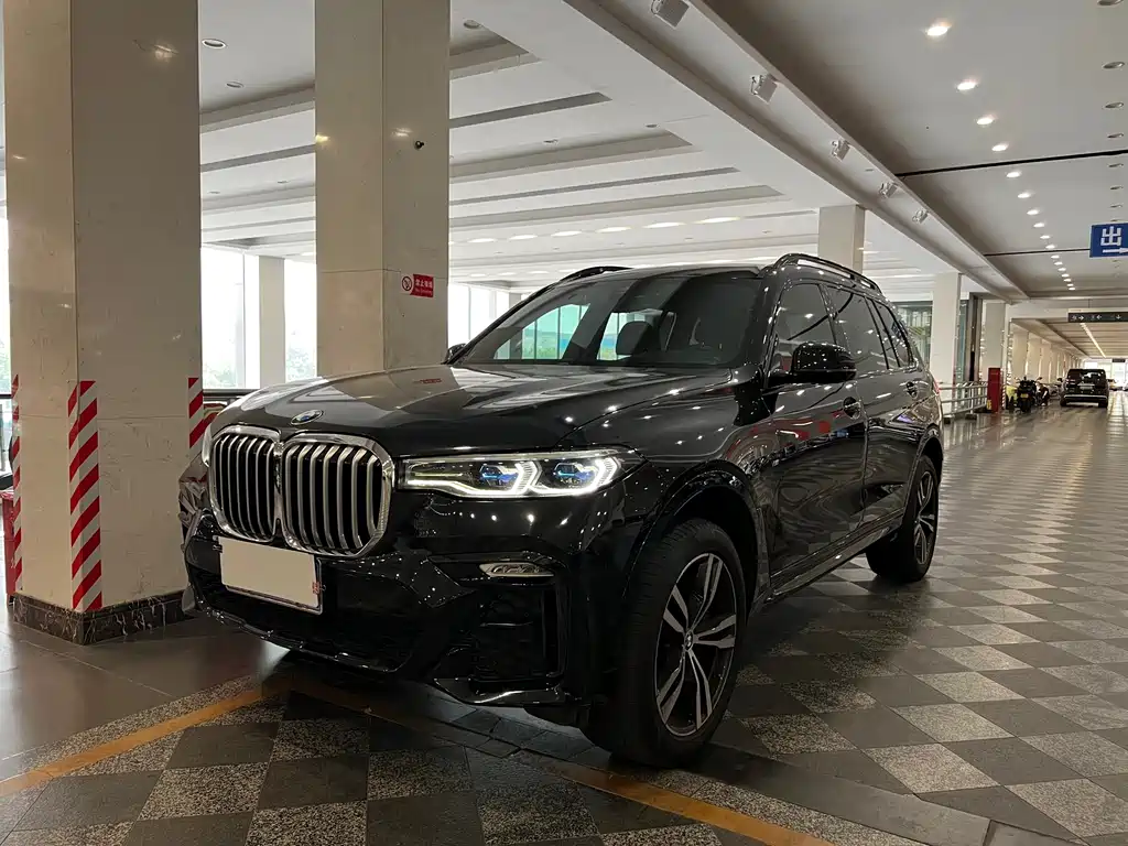 BMW X7 2019