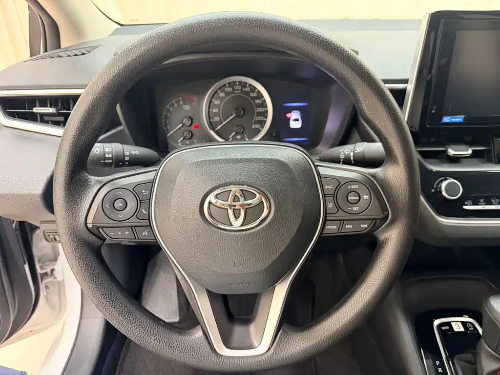 Toyota Corolla — миниатюра 11