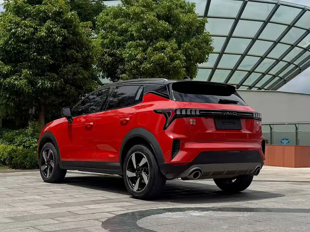 Lynk & Co 06 — миниатюра 7