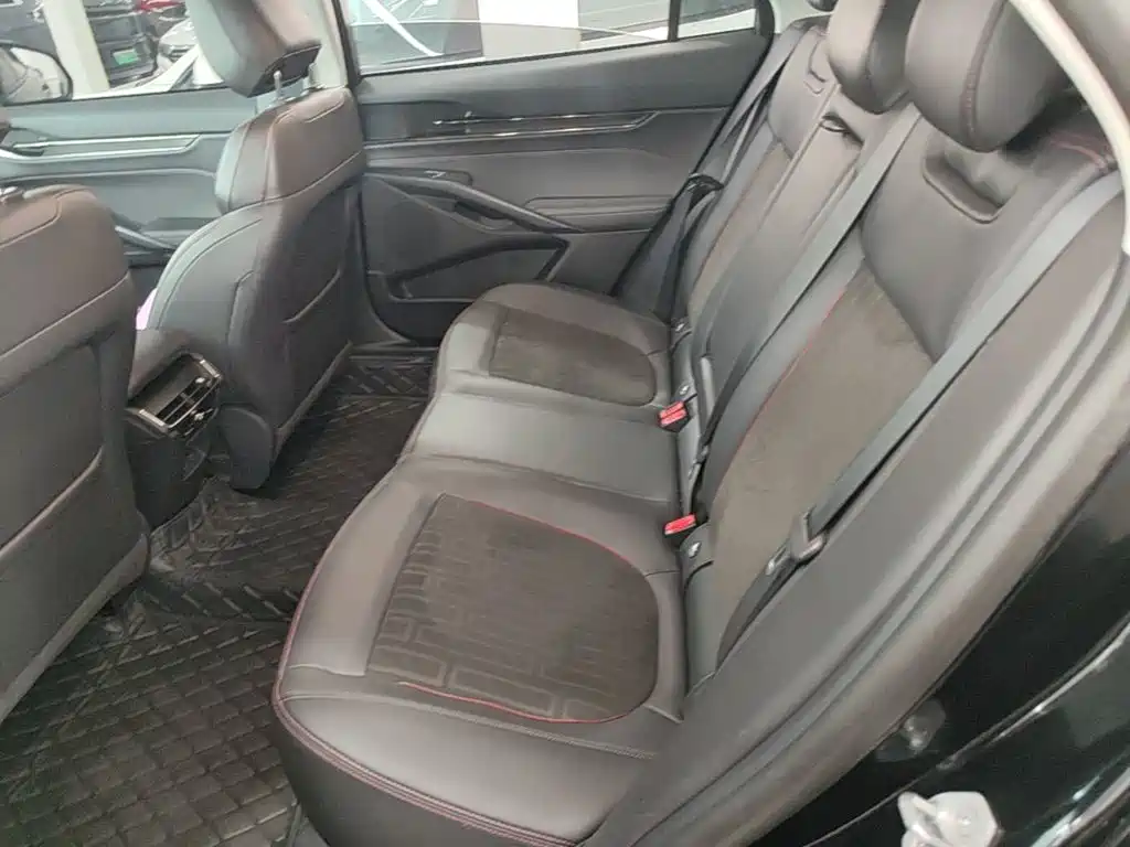 Ford Mondeo — миниатюра 17