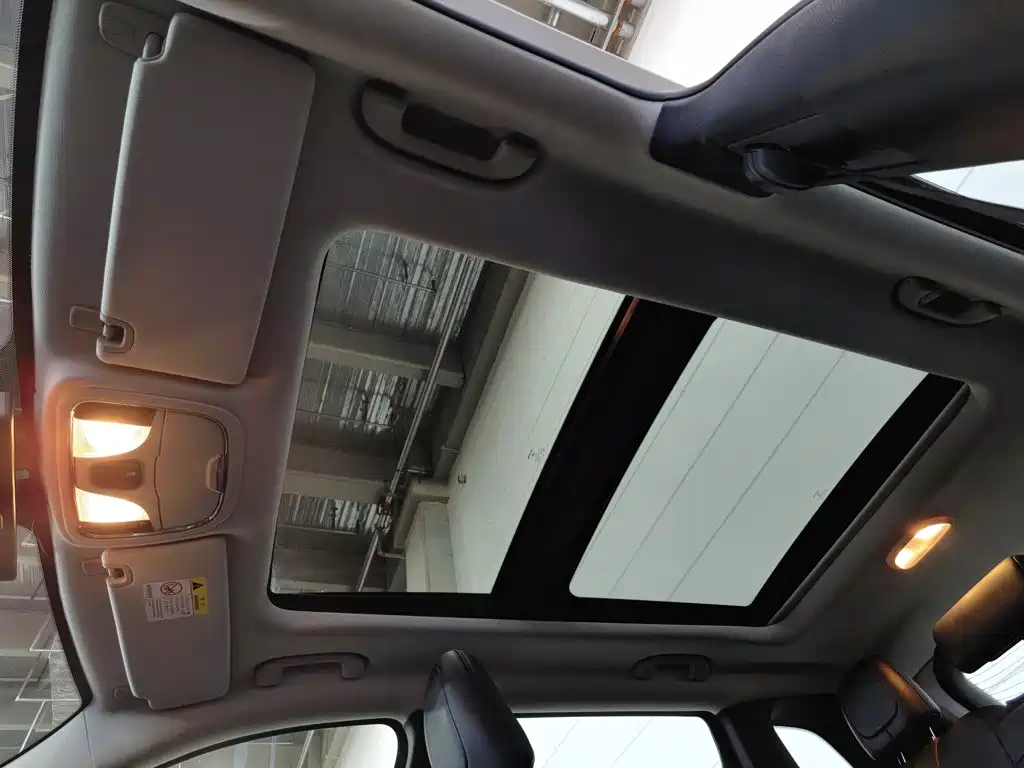 Jeep Cherokee — миниатюра 14