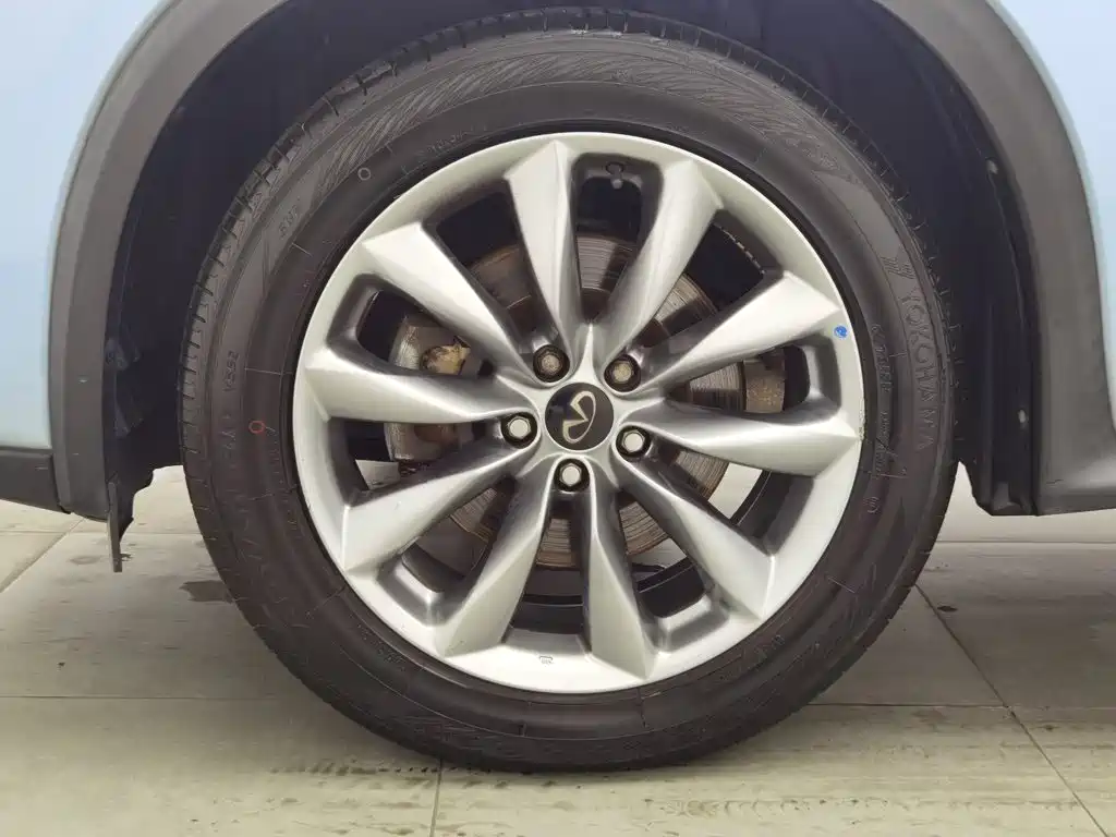 Infiniti QX50 — миниатюра 17