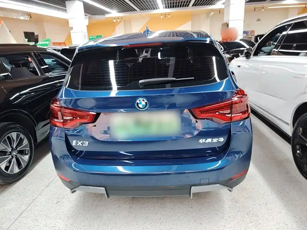 BMW iX3 — миниатюра 6