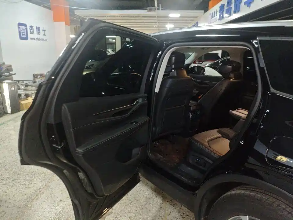 Ford Edge — миниатюра 6