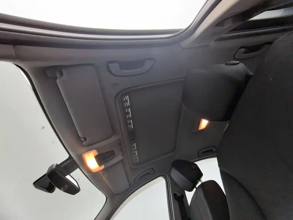 BMW 3 Series — миниатюра 14
