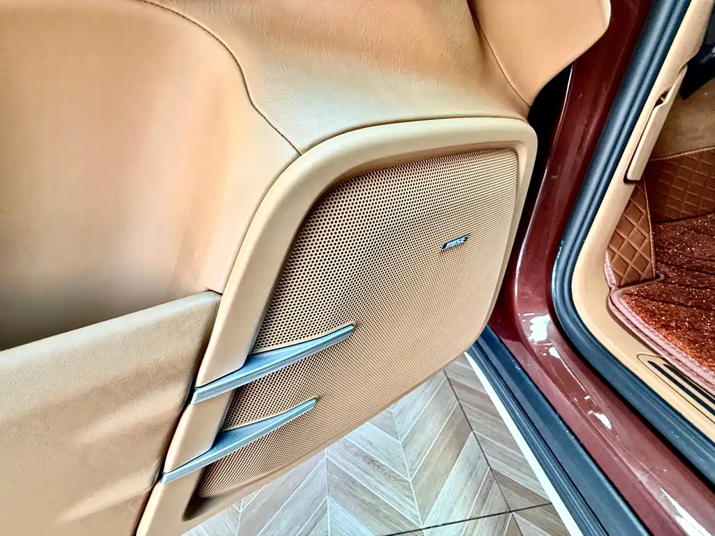 Porsche Cayenne — миниатюра 11