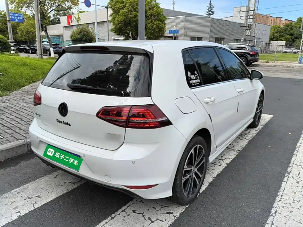 Volkswagen Golf — миниатюра 7
