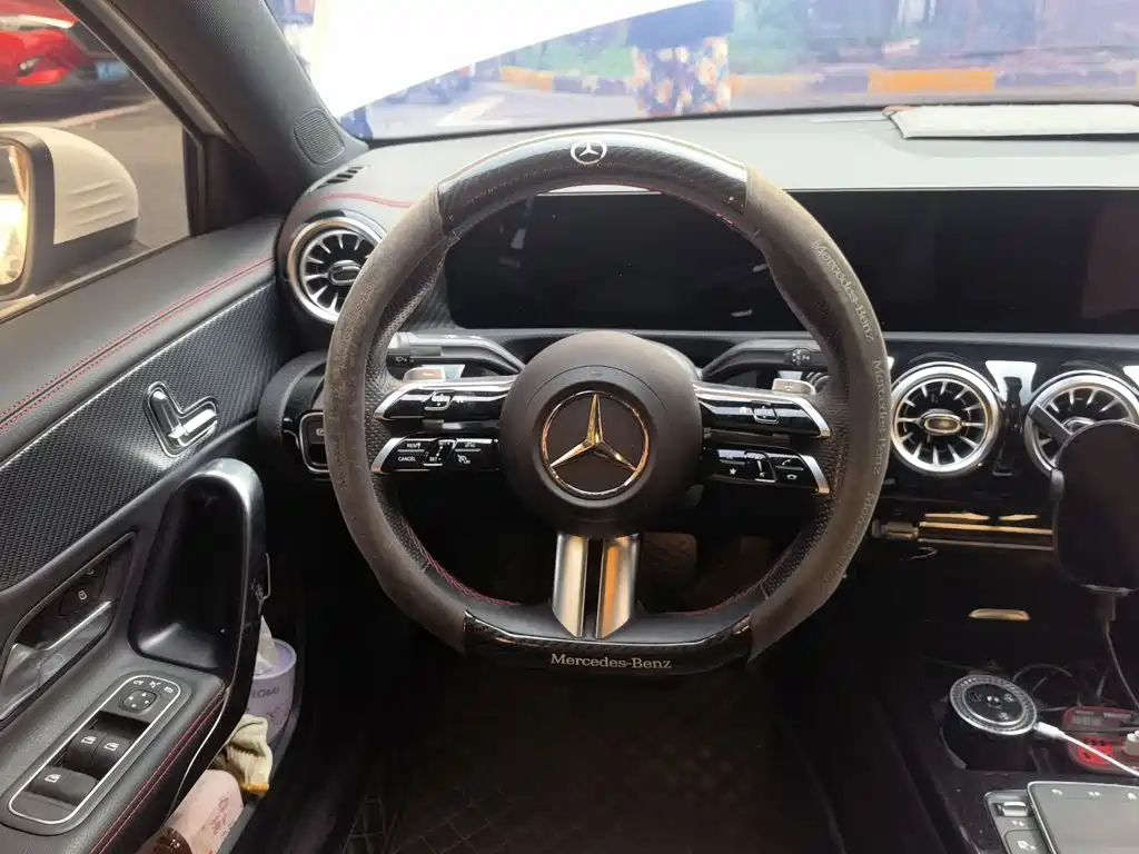 Mercedes-Benz A-Class — миниатюра 6