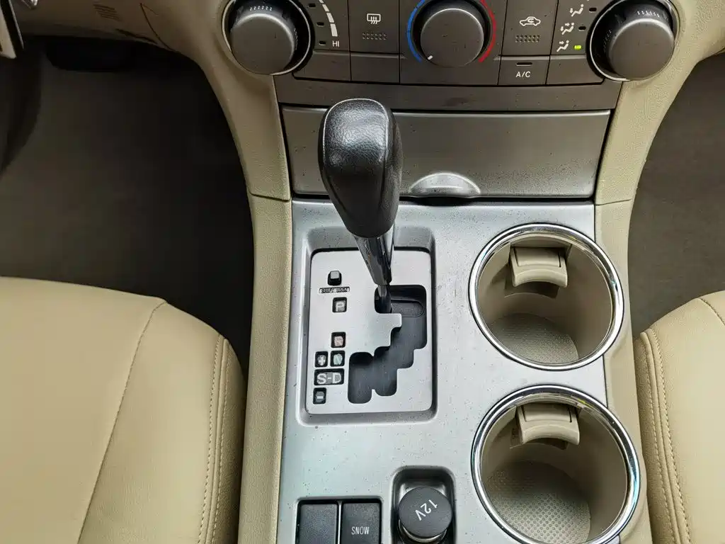 Toyota Highlander — миниатюра 13