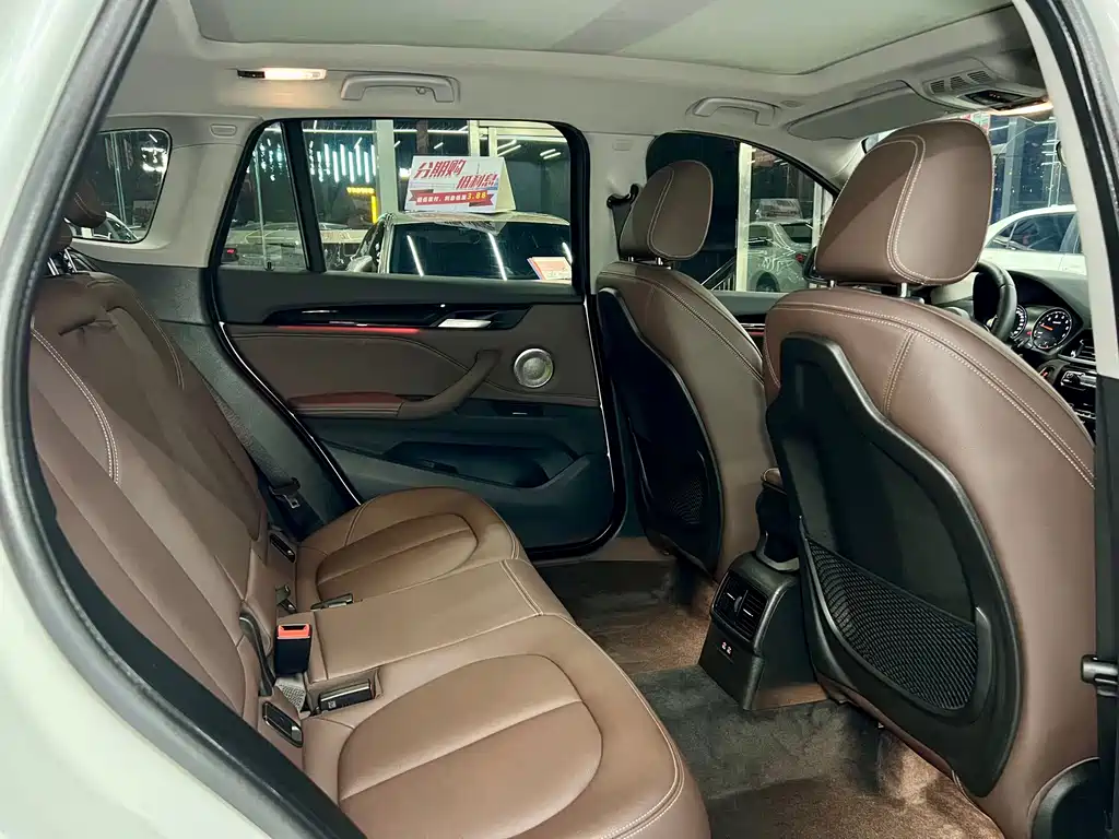 BMW X1 — миниатюра 11