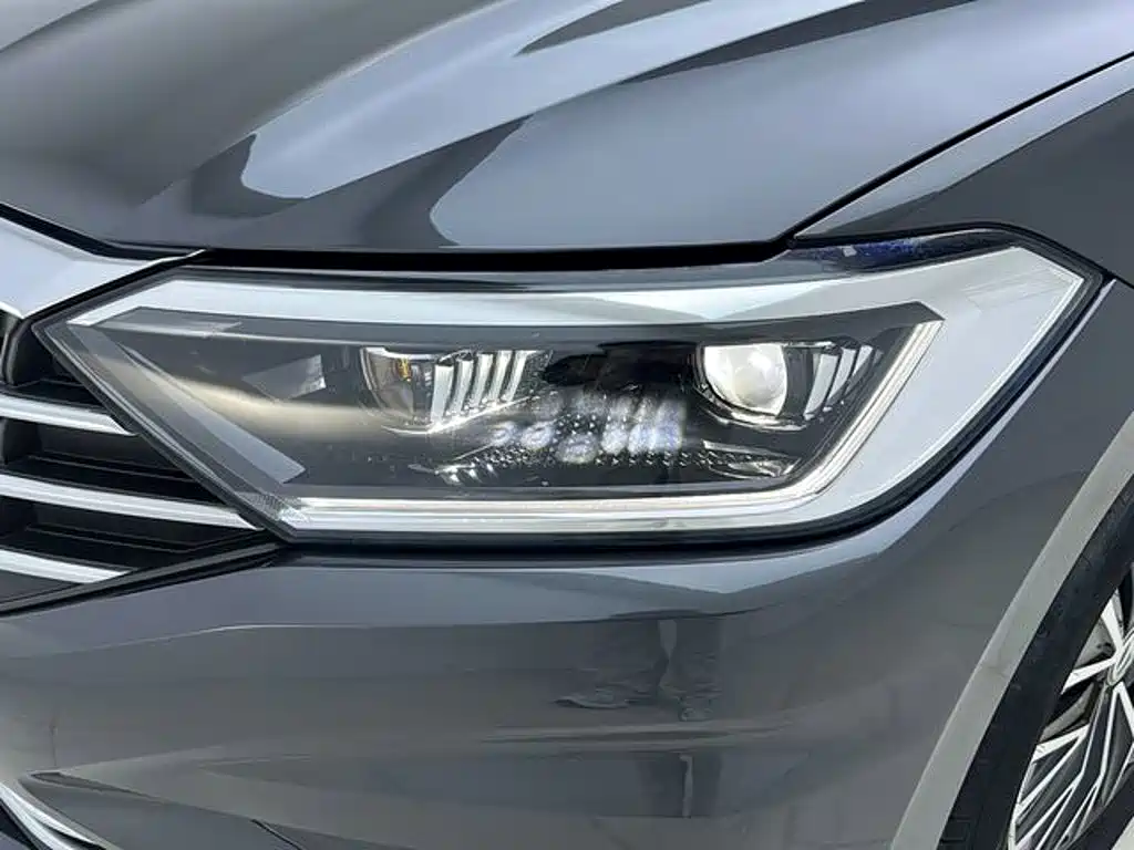 Volkswagen Sagitar — миниатюра 12