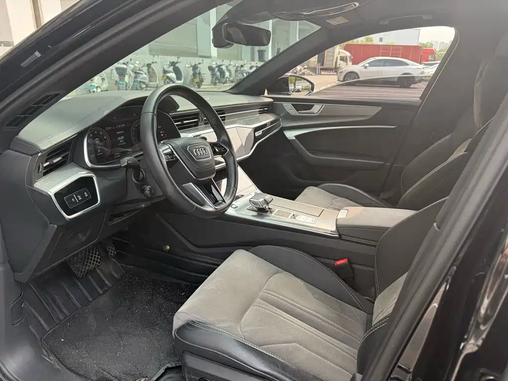 Audi A6L — миниатюра 5
