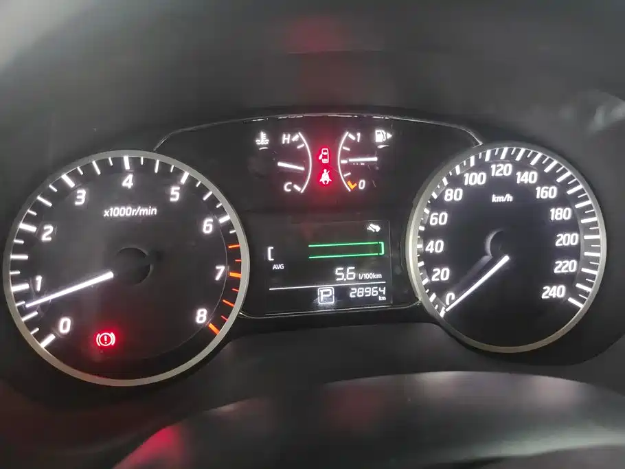 Nissan Sylphy — миниатюра 14