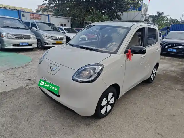 WULING AUTOMOBILE HONGGUANG MINIEV 2025