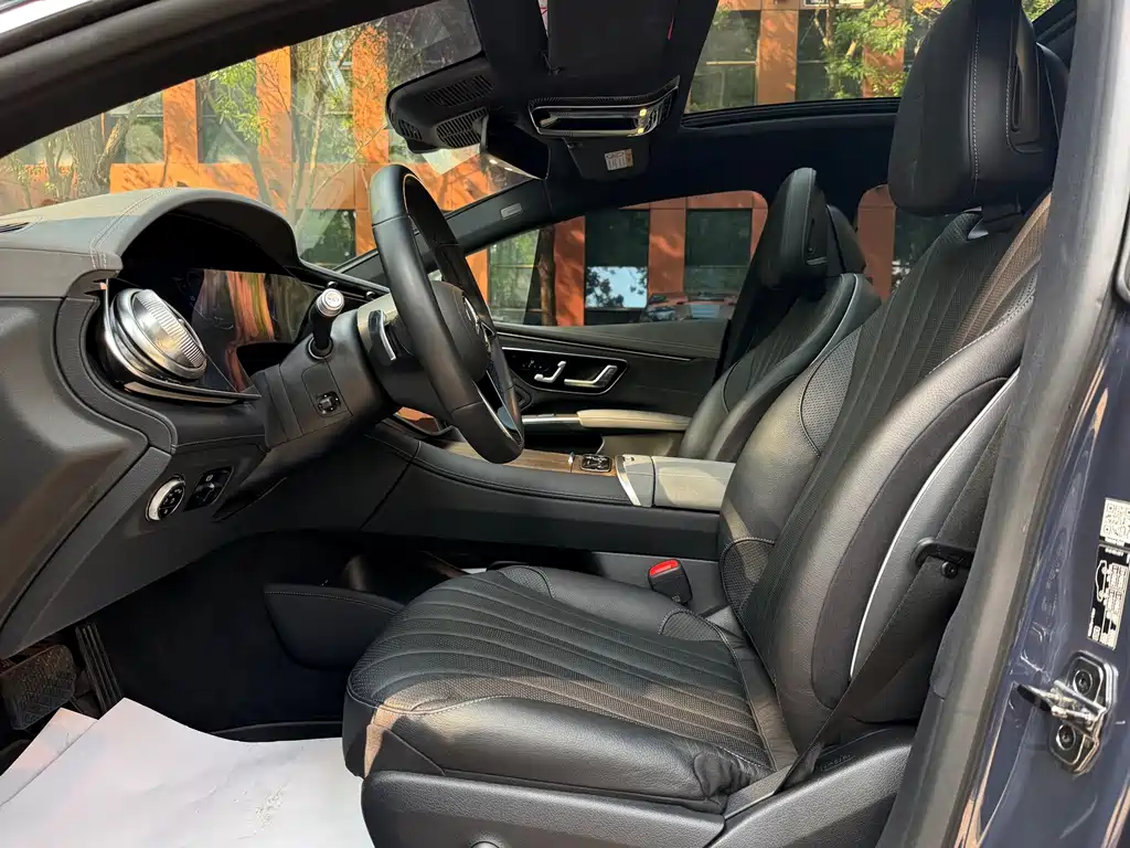 Mercedes-Benz EQS — миниатюра 12