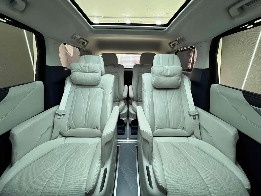 BUICK GL8 NEW ENERGY