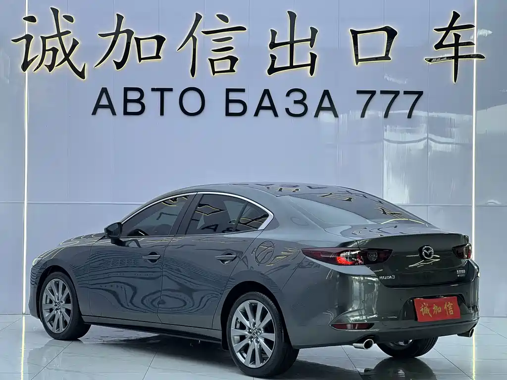 Mazda 3 Axela — миниатюра 4
