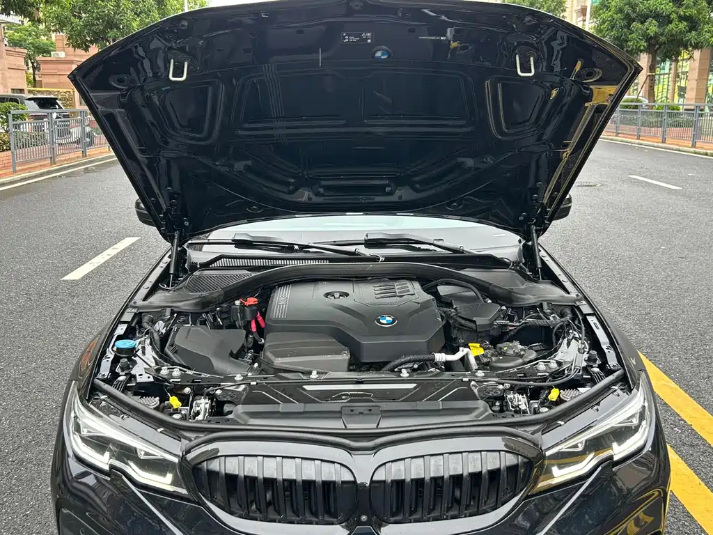 BMW 3 Series — миниатюра 23