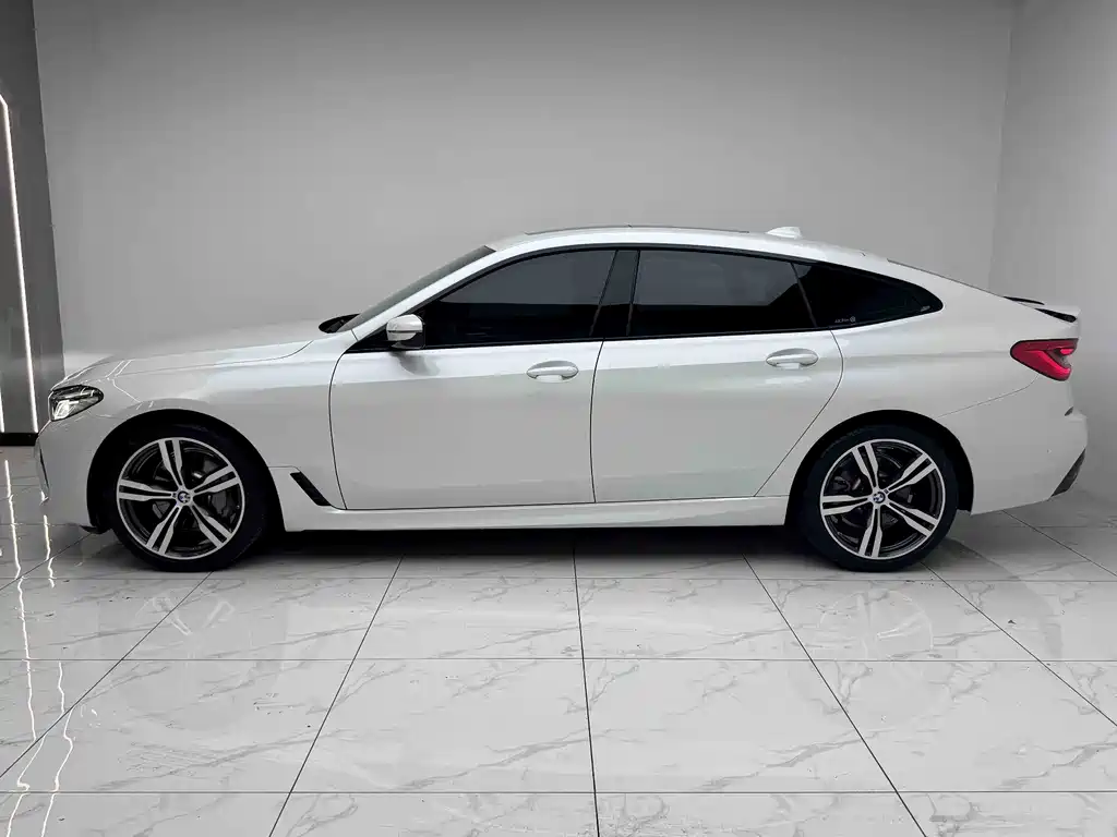 BMW 6 Series GT — миниатюра 11