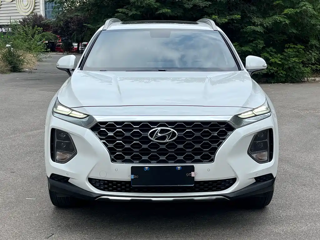Hyundai Santa Fe — миниатюра 2