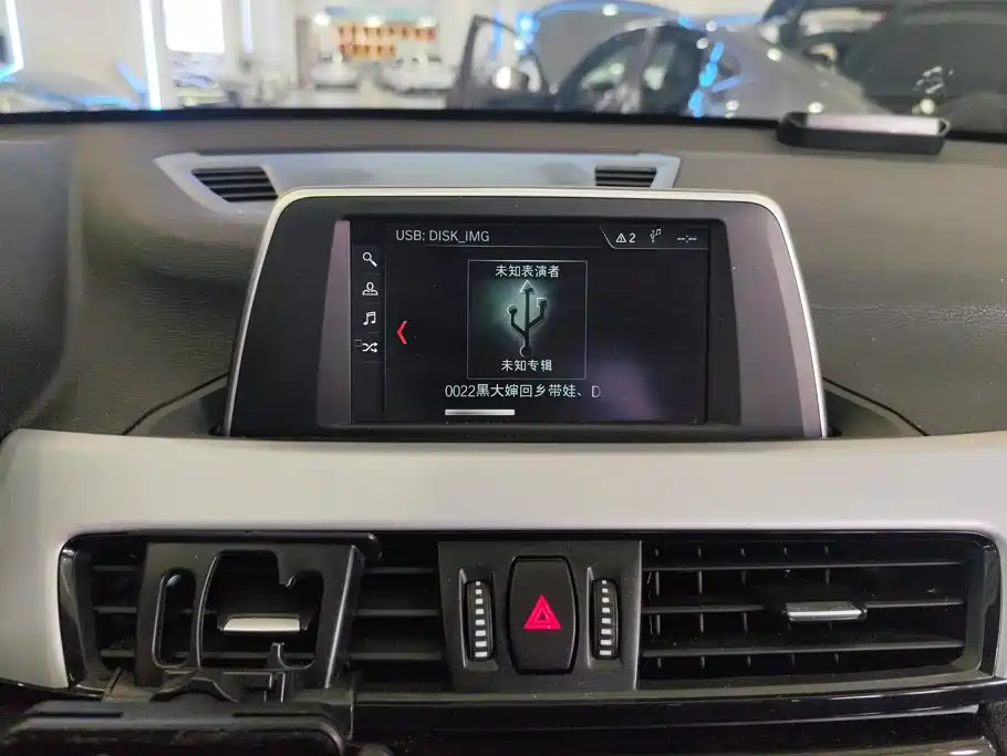 BMW X1 — миниатюра 13