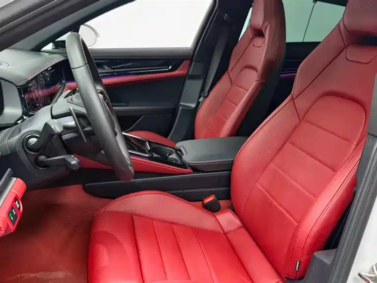 Porsche Panamera — миниатюра 10