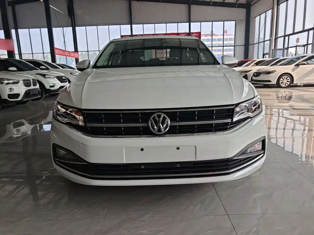 Volkswagen Bora — миниатюра 3