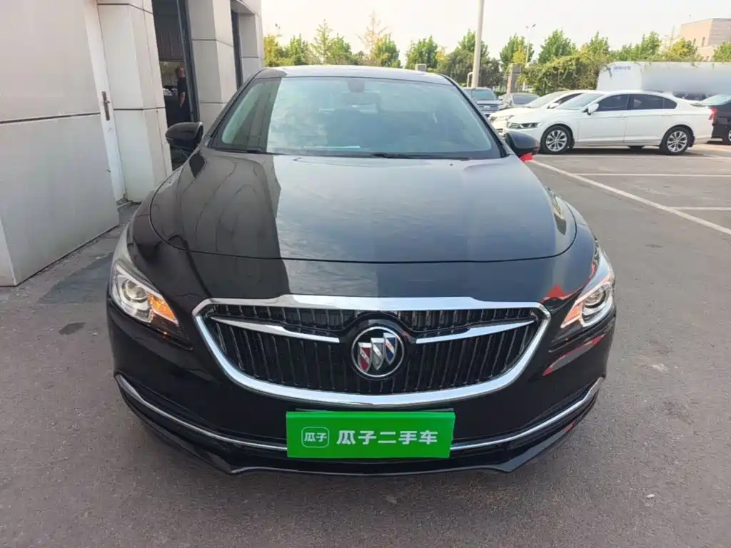 Buick LaCrosse — миниатюра 3