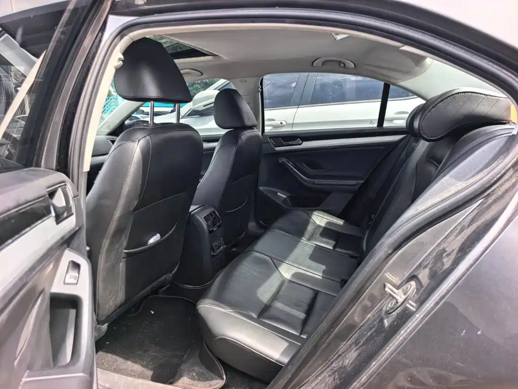 Volkswagen Sagitar — миниатюра 9
