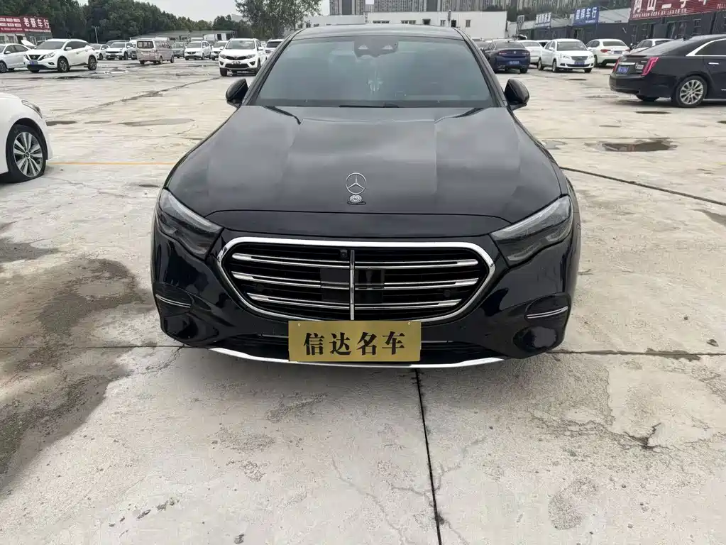 Mercedes-Benz E-Class — миниатюра 2