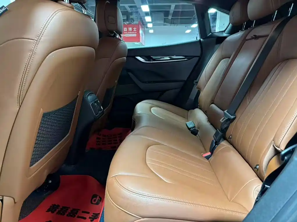 Maserati Levante — миниатюра 8