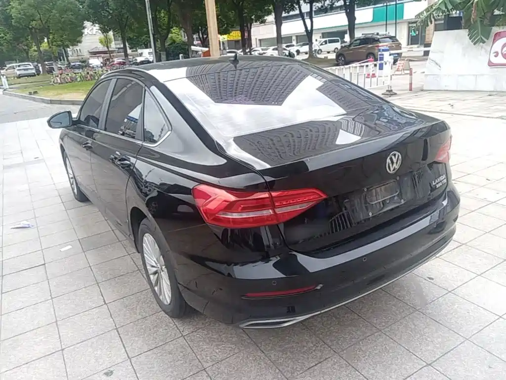 Volkswagen Lavida — миниатюра 5