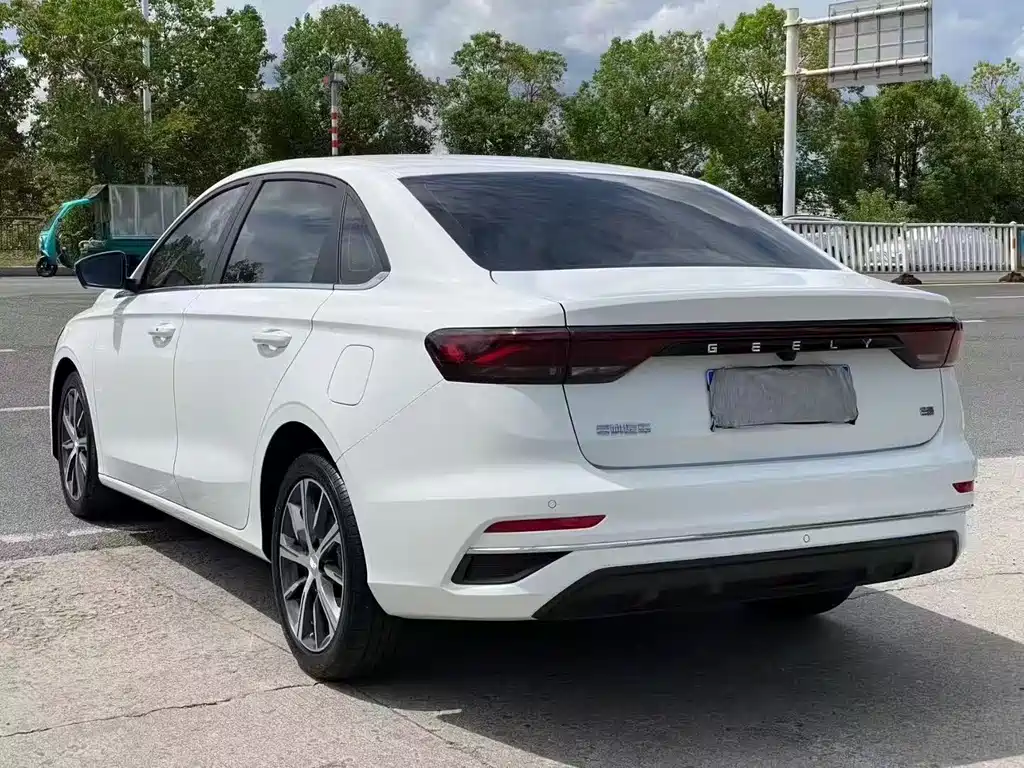 GEELY AUTOMOBILE EMGRAND